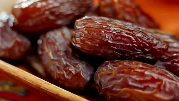 خرید خرمای زاهدی بم + قیمت عالی با کیفیت تضمینی